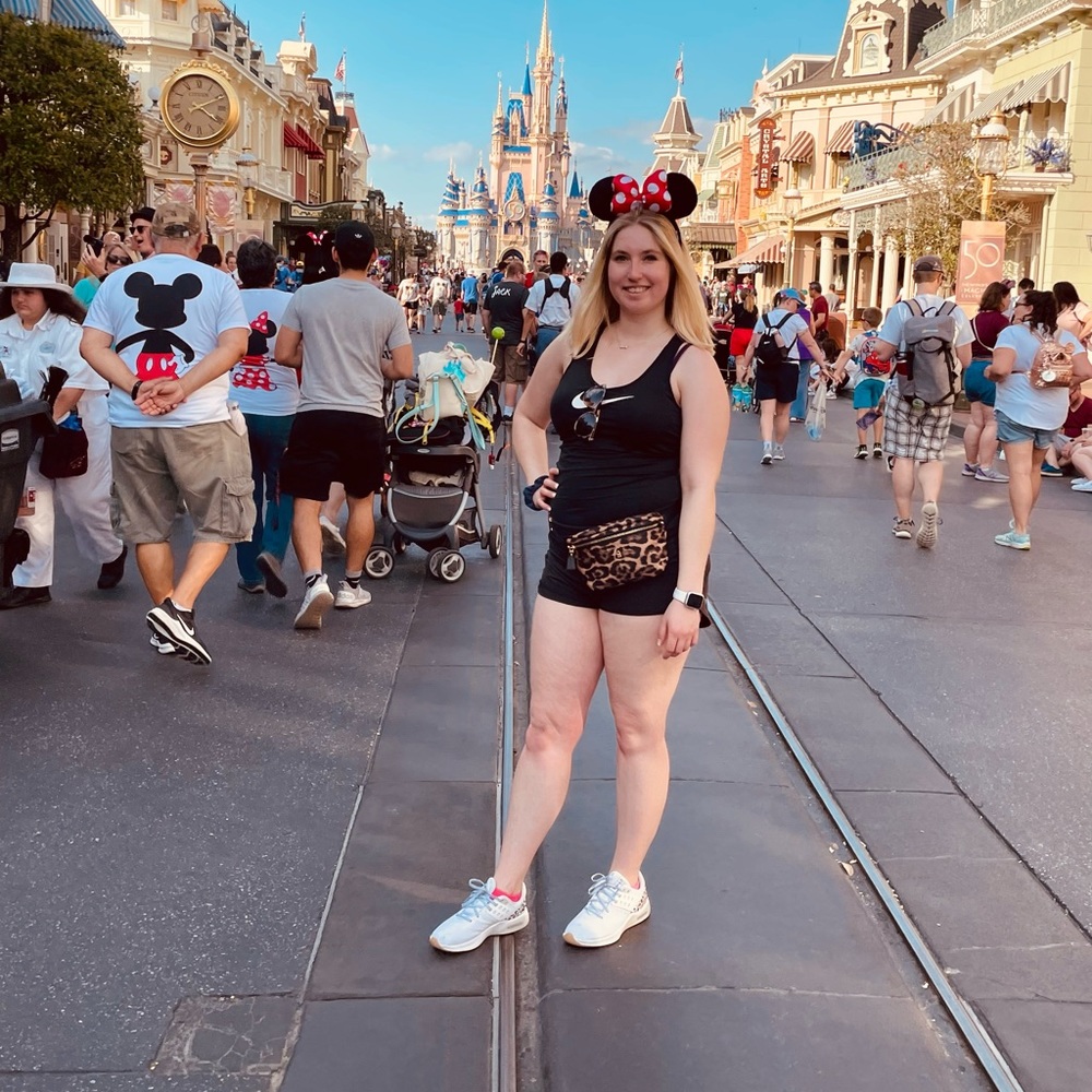 Meet your Posher, Ashley